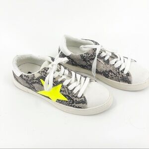✅ Steven by Steve Madden Reeves Snake Print Sneakers